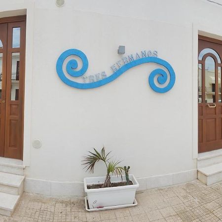 Tres Hermanos San Vito Lo Capo Luaran gambar